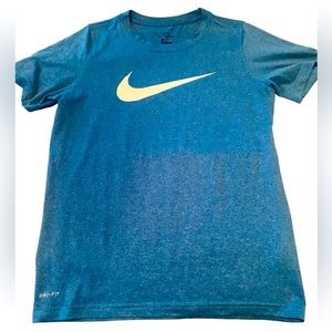 Boys Nike t-shirt